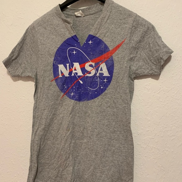 Tops - NASA tee distressed Short sleeves tee astronaut logo shirt
